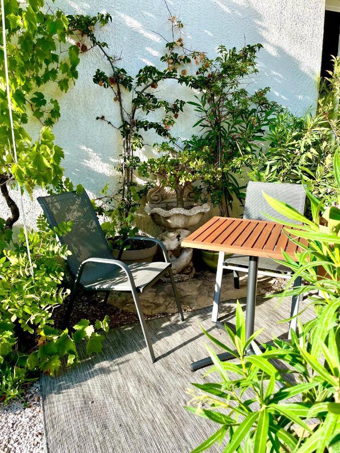 Les Pinsons studio La Ciotat Extérieur photo